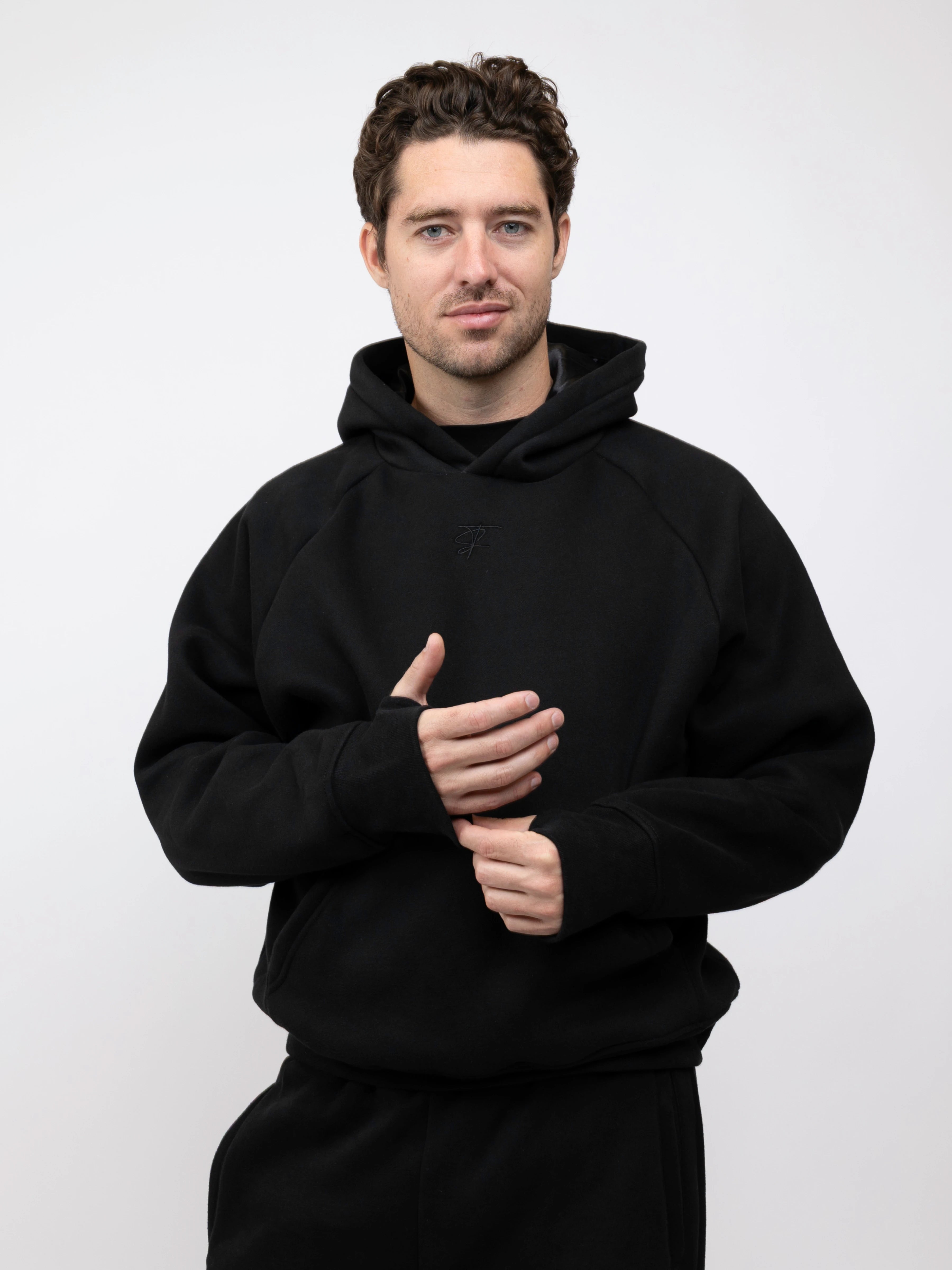 Obsidian Black,PULLOVER