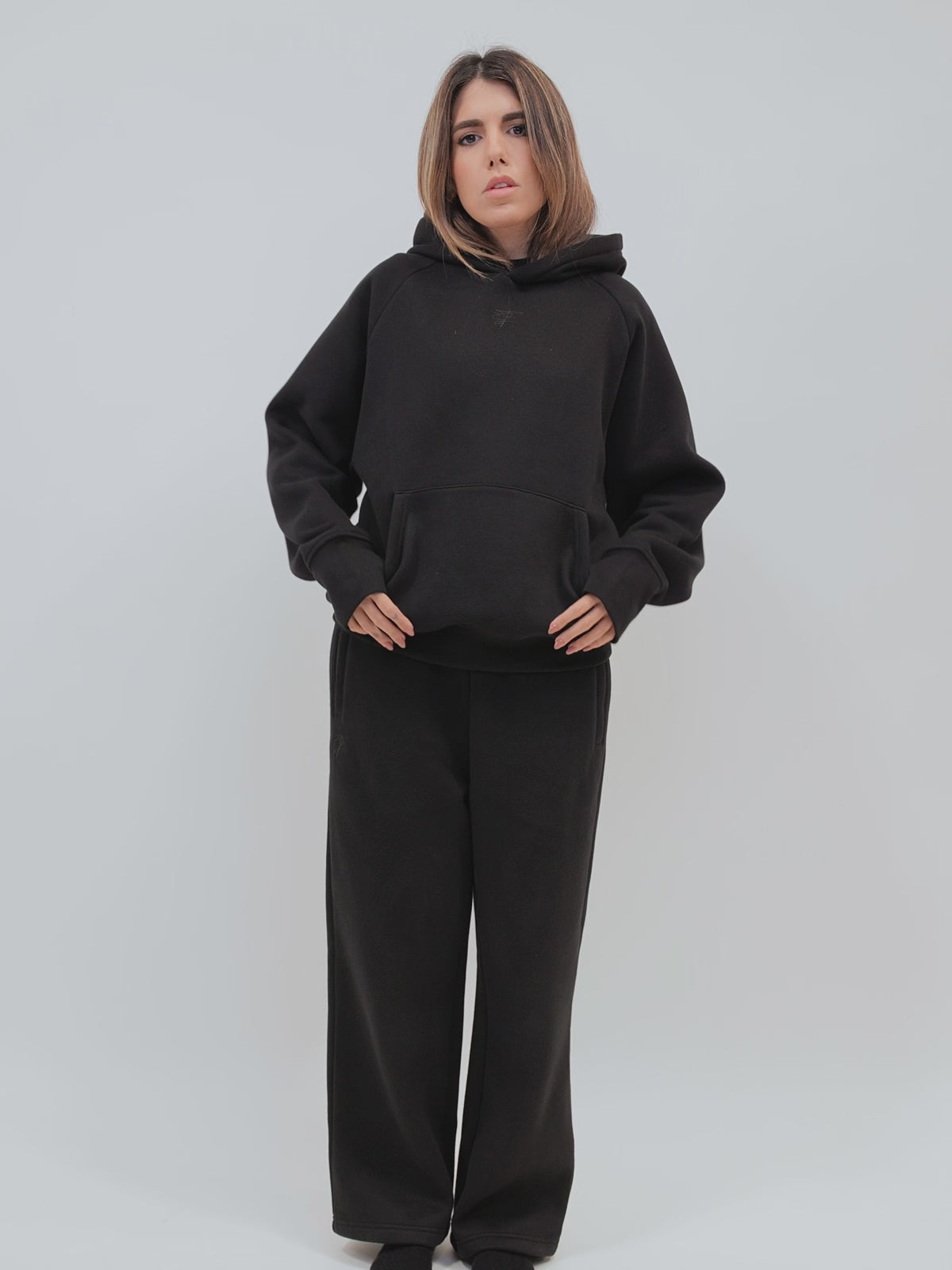 Obsidian Black,PULLOVER